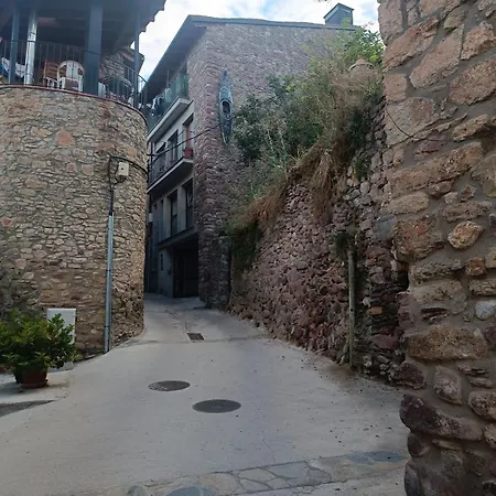 Evelyne Cal Paleta Apartment Noves de Segre